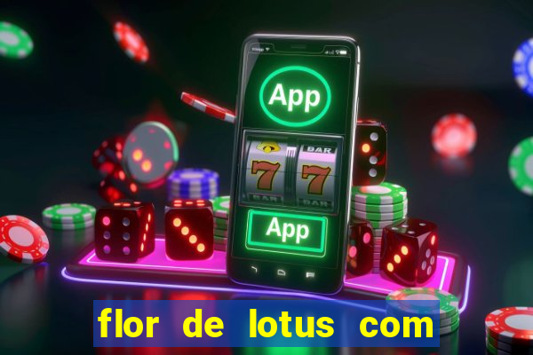 flor de lotus com lua tatuagem