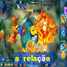 a relação simbiótica entre uma pantera e um coelho