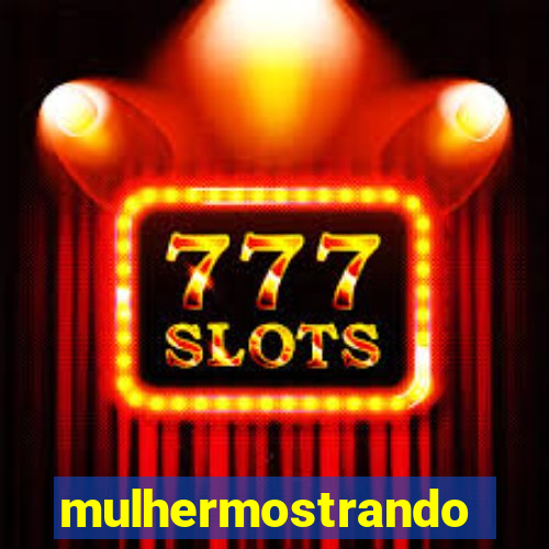 mulhermostrandoopeito